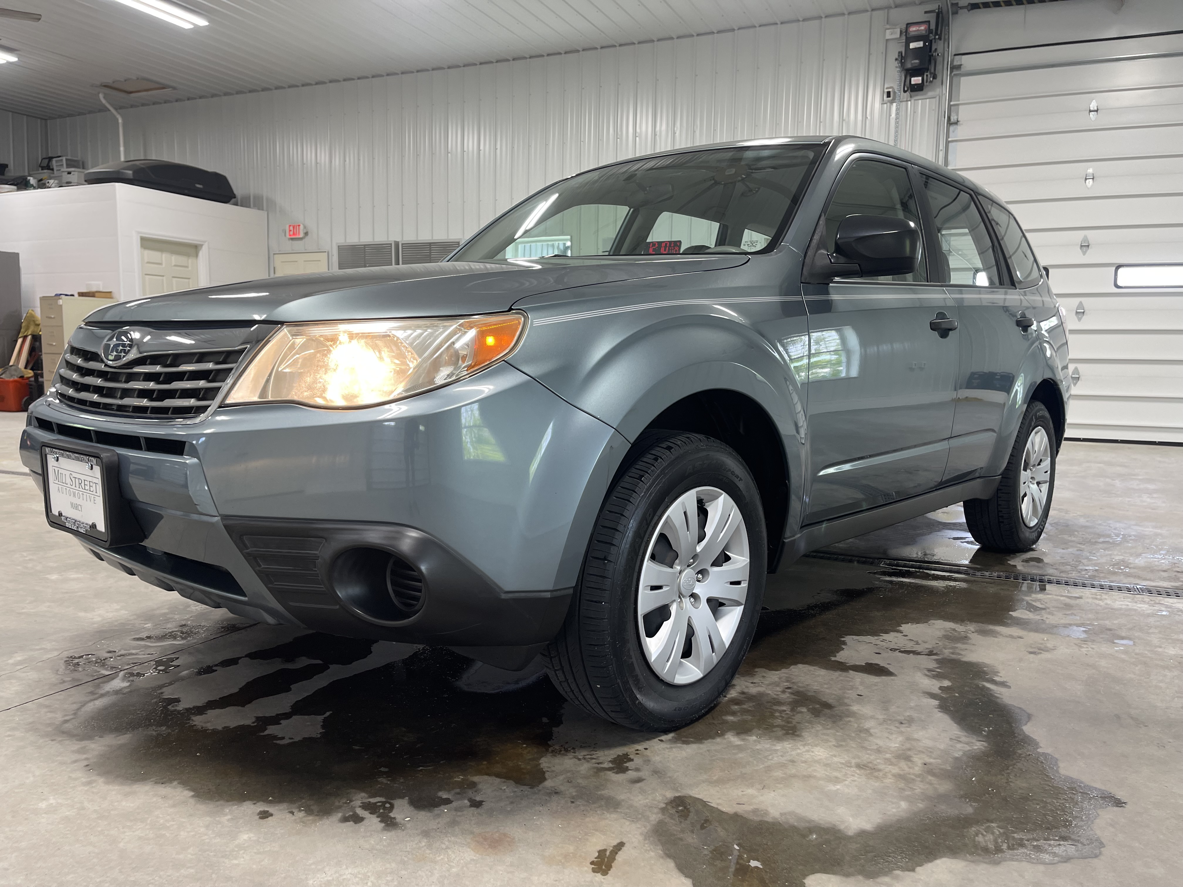subaru forester 2010 JF2SH6AC1AH736270 image subaru forester 2010 JF2SH6AC1AH736270 image