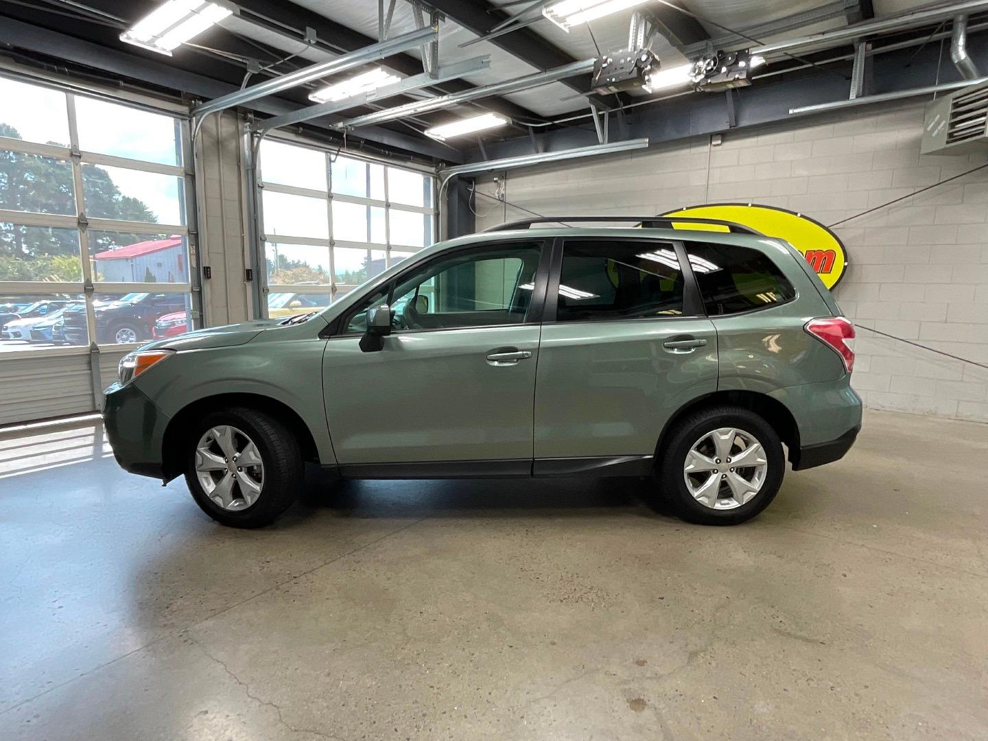 subaru forester 2014 JF2SJADC7EH513028 image subaru forester 2014 JF2SJADC7EH513028 image
