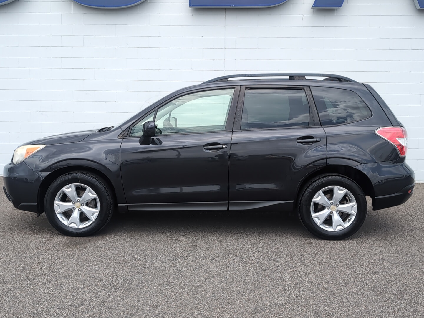 subaru forester 2015 JF2SJADC6FH406070 image subaru forester 2015 JF2SJADC6FH406070 image