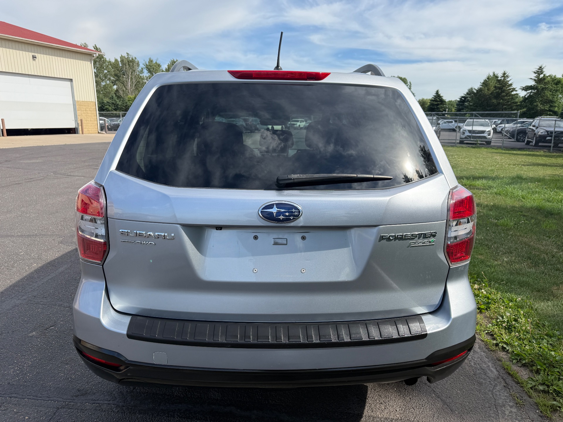 subaru forester 2015 JF2SJADC0FH572665 image subaru forester 2015 JF2SJADC0FH572665 image