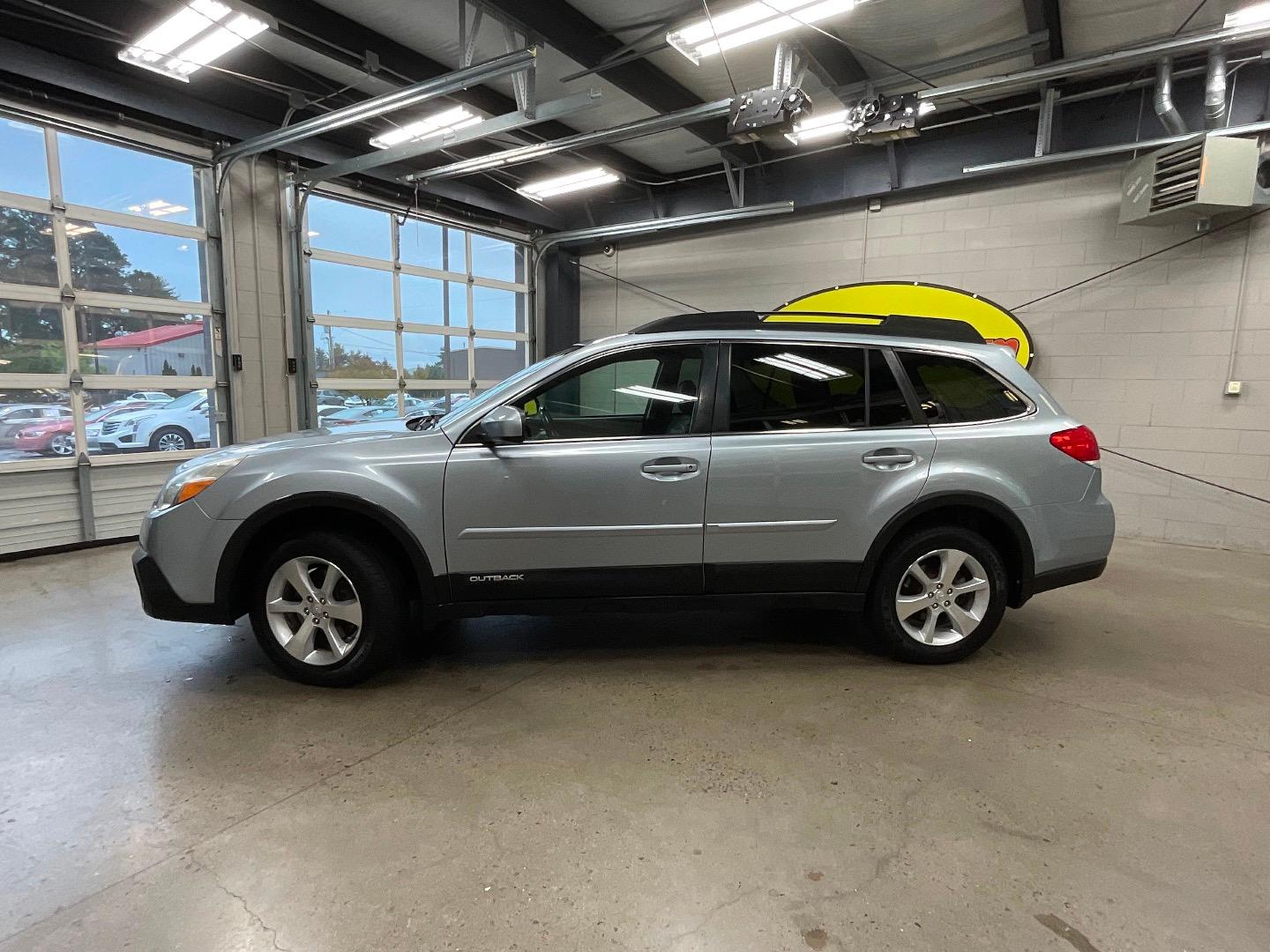 subaru outback 2014 4S4BRDMC6E2245144 image subaru outback 2014 4S4BRDMC6E2245144 image