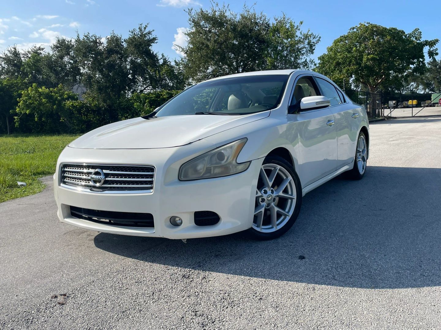 nissan maxima 2009 1N4AA51E99C841485 image