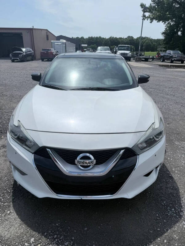 nissan maxima 2017 1N4AA6AP7HC367574 image nissan maxima 2017 1N4AA6AP7HC367574 image