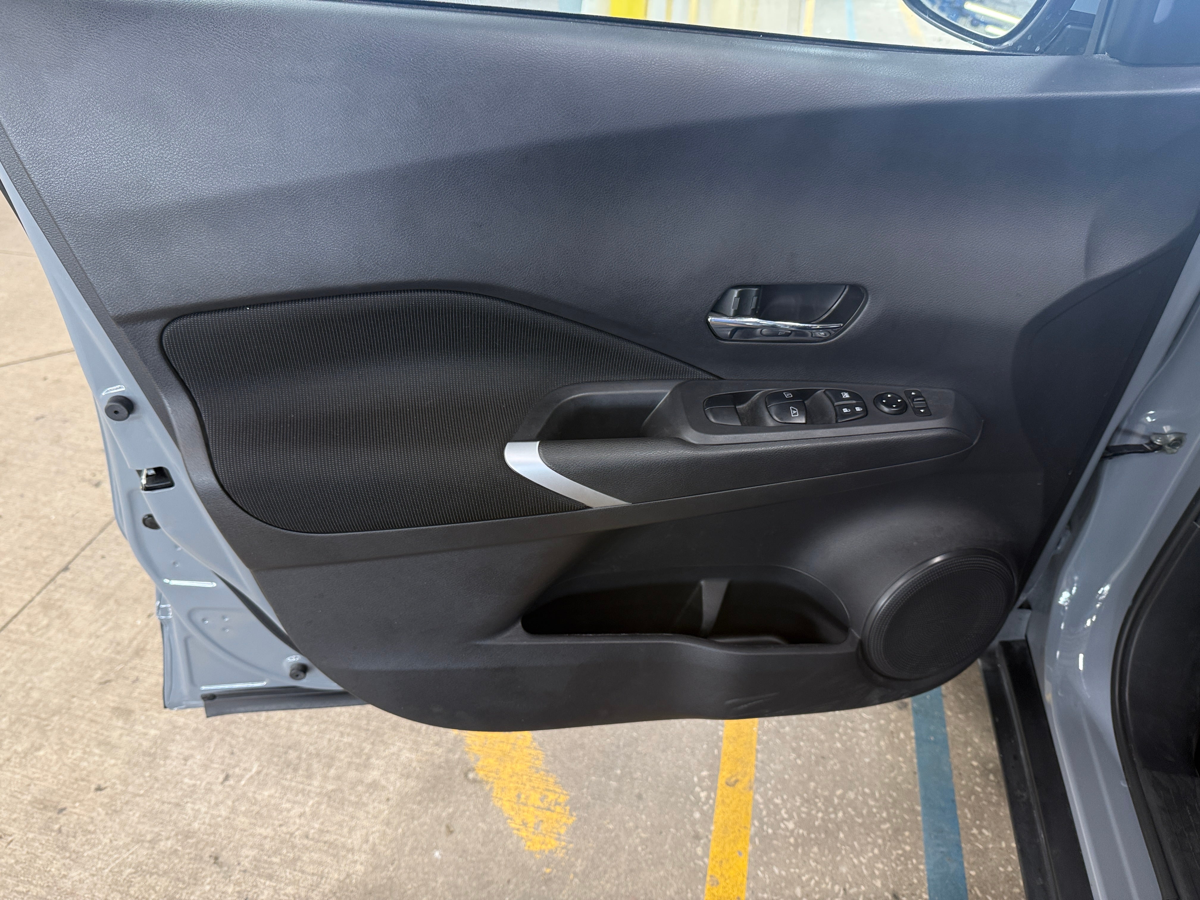 nissan kicks 2023 3N1CP5CV2PL551642 image nissan kicks 2023 3N1CP5CV2PL551642 image