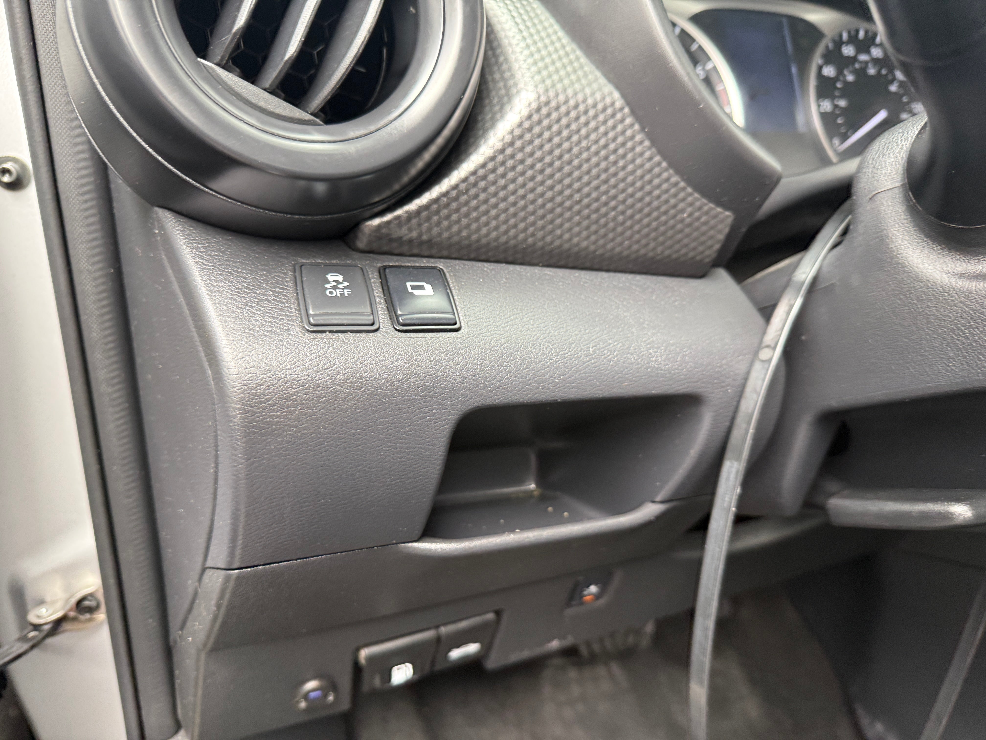 nissan kicks 2019 3N1CP5CU8KL548860 image nissan kicks 2019 3N1CP5CU8KL548860 image
