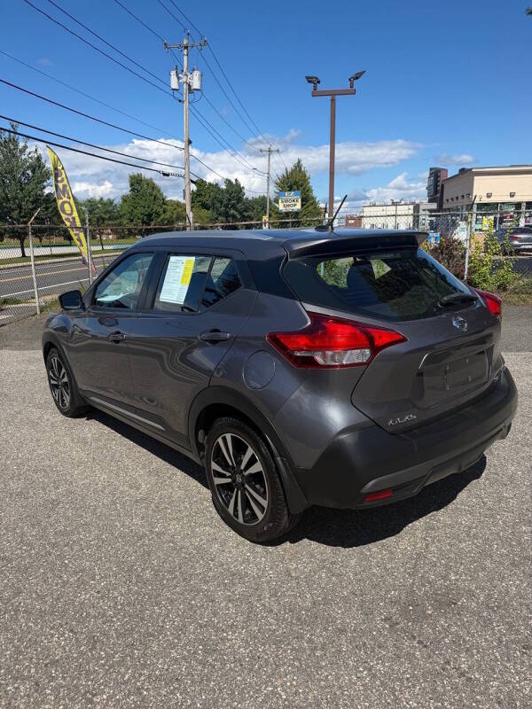 nissan kicks 2019 3N1CP5CU5KL520787 image nissan kicks 2019 3N1CP5CU5KL520787 image