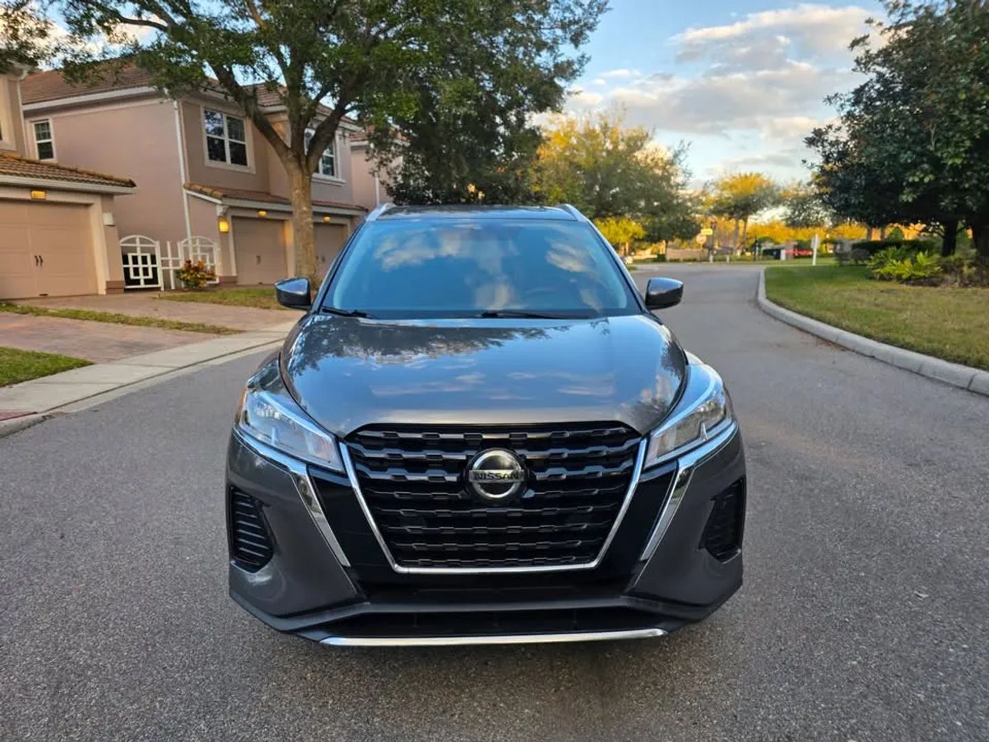 nissan kicks 2019 3N1CP5CU7KL530401 image nissan kicks 2019 3N1CP5CU7KL530401 image