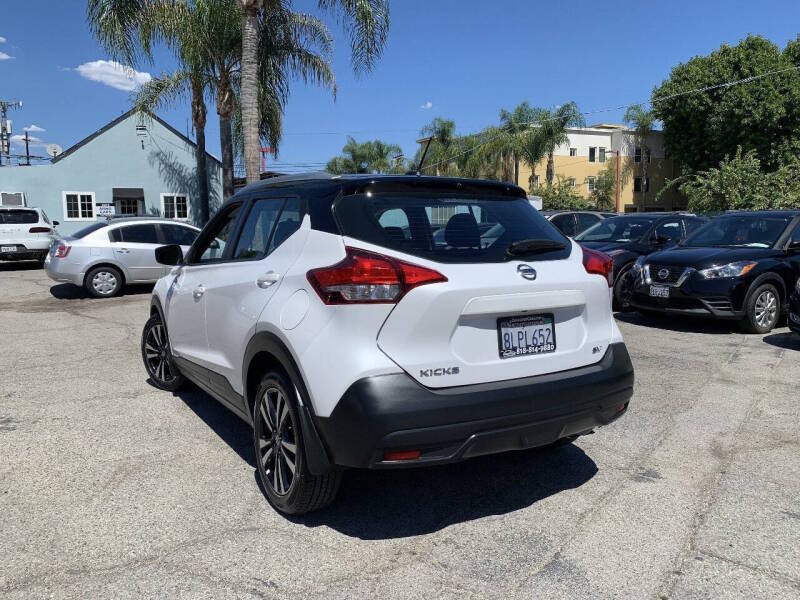 nissan kicks 2019 3N1CP5CUXKL532112 image nissan kicks 2019 3N1CP5CUXKL532112 image