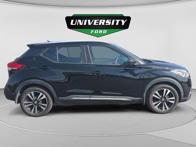 nissan kicks 2019 3N1CP5CU7KL513582 image nissan kicks 2019 3N1CP5CU7KL513582 image