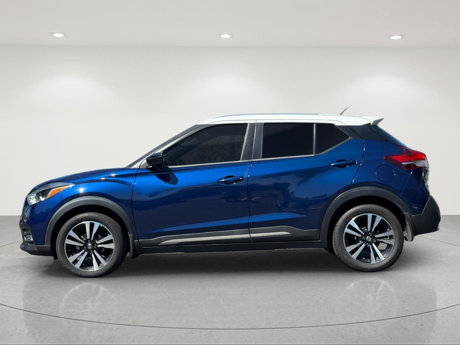 nissan kicks 2019 3N1CP5CU5KL532132 image nissan kicks 2019 3N1CP5CU5KL532132 image