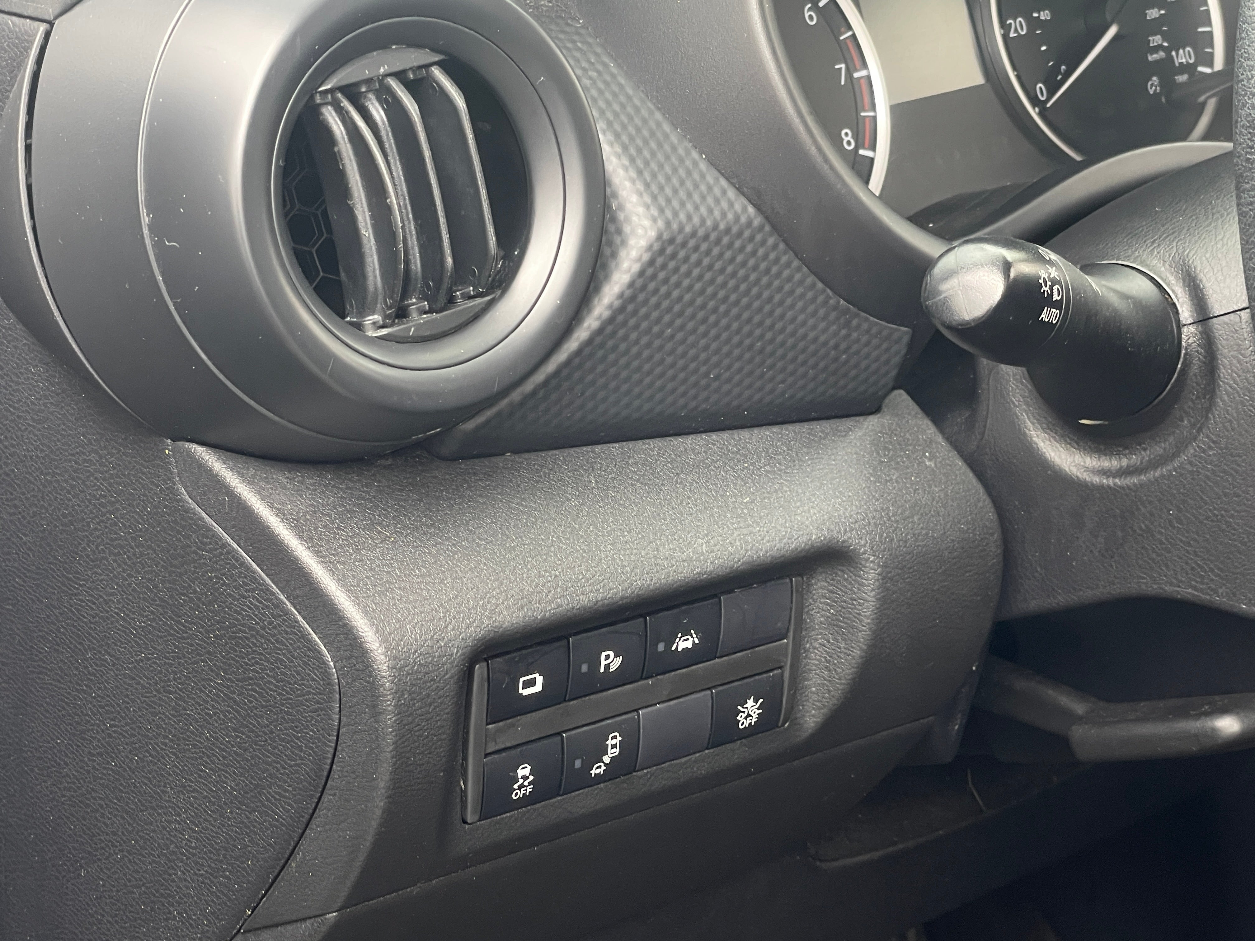 nissan kicks 2024 3N1CP5BV8RL494819 image nissan kicks 2024 3N1CP5BV8RL494819 image