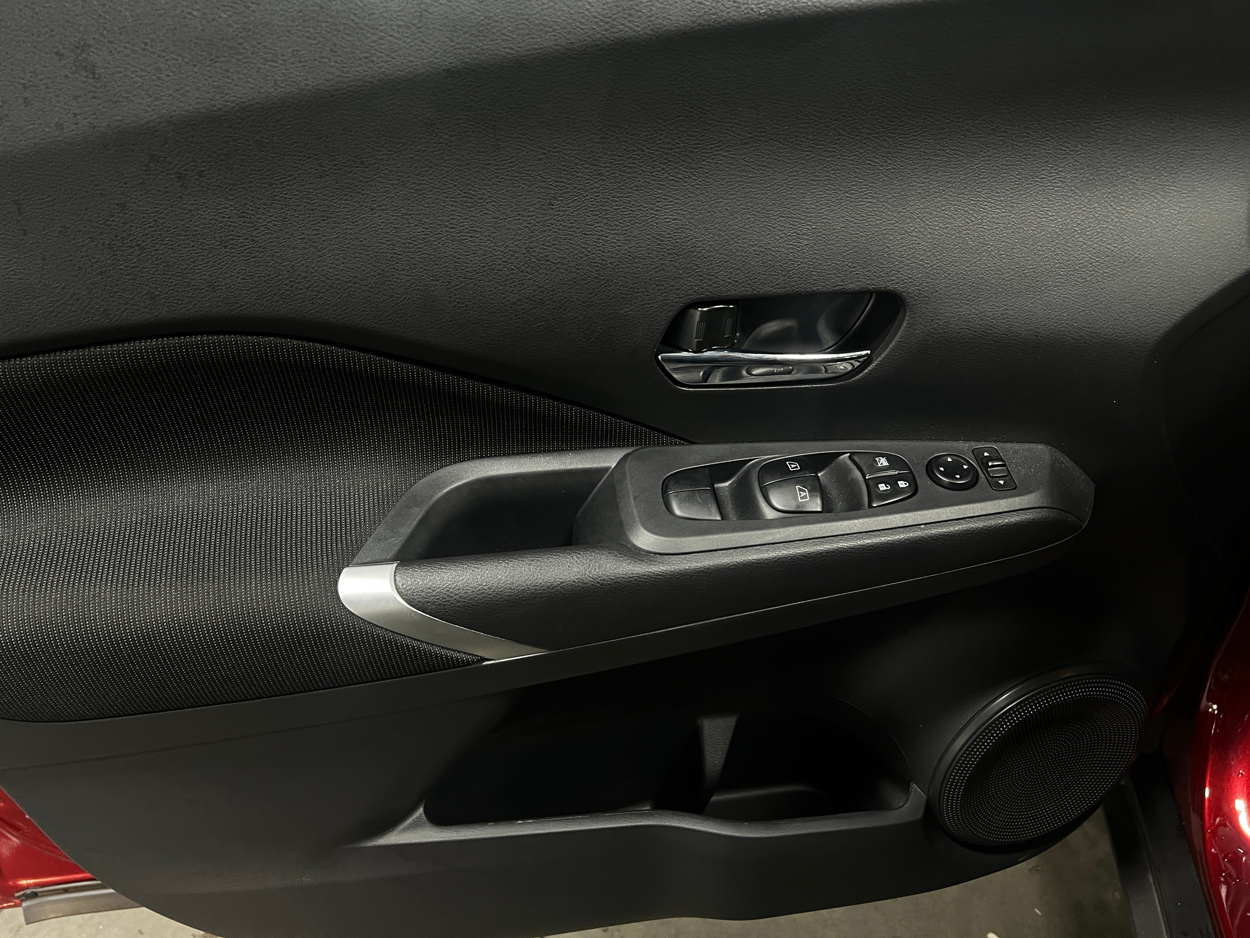 nissan kicks 2024 3N1CP5CV5RL525720 image nissan kicks 2024 3N1CP5CV5RL525720 image