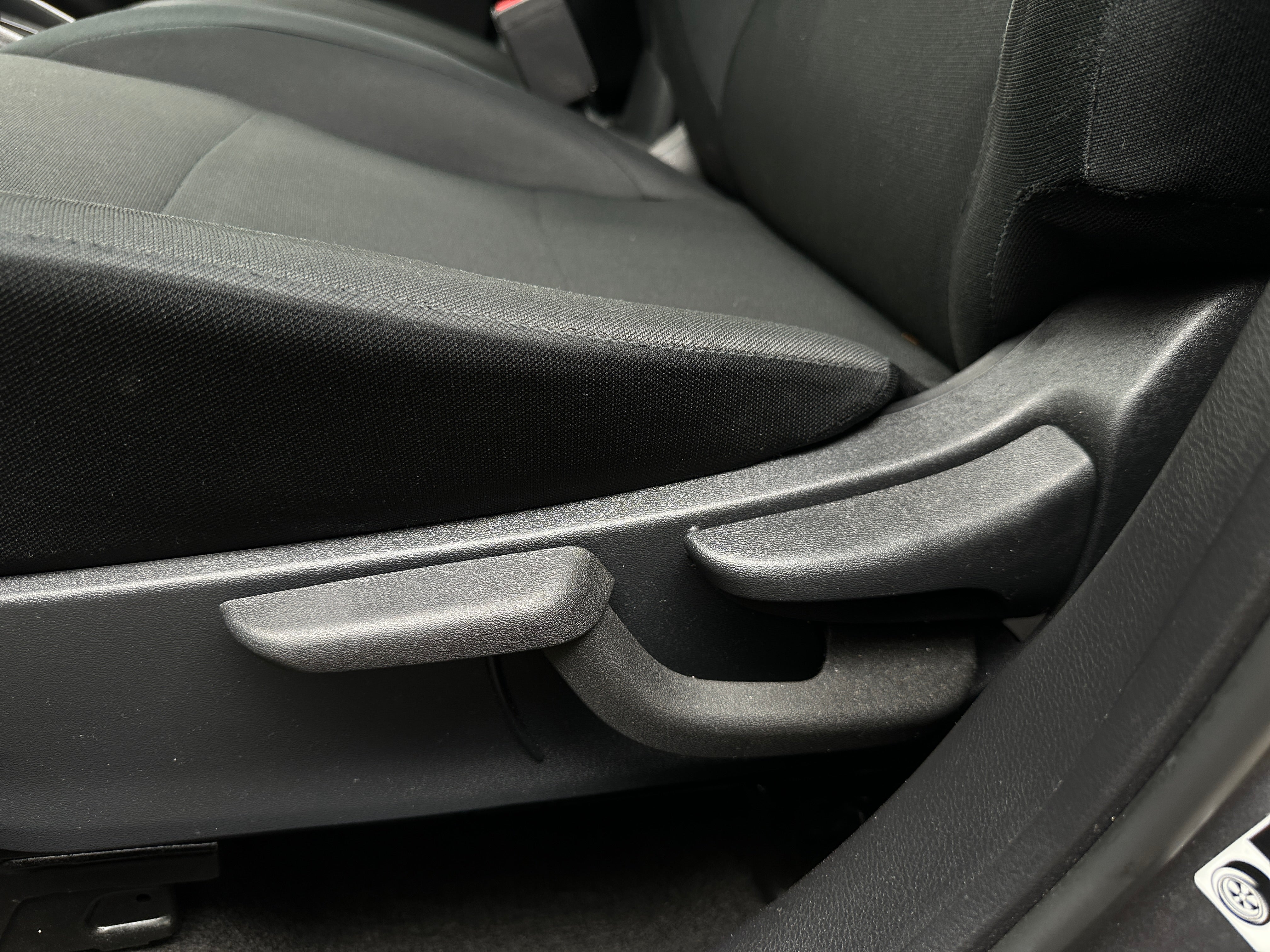 nissan kicks 2024 3N1CP5BV3RL495778 image nissan kicks 2024 3N1CP5BV3RL495778 image