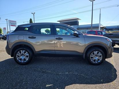 nissan kicks 2025 3N8AP6BB4SL343101 image nissan kicks 2025 3N8AP6BB4SL343101 image