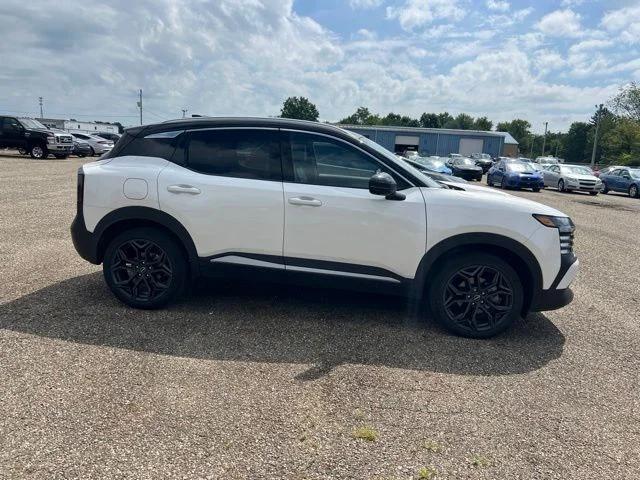 nissan kicks 2025 3N8AP6DD5SL353540 image nissan kicks 2025 3N8AP6DD5SL353540 image