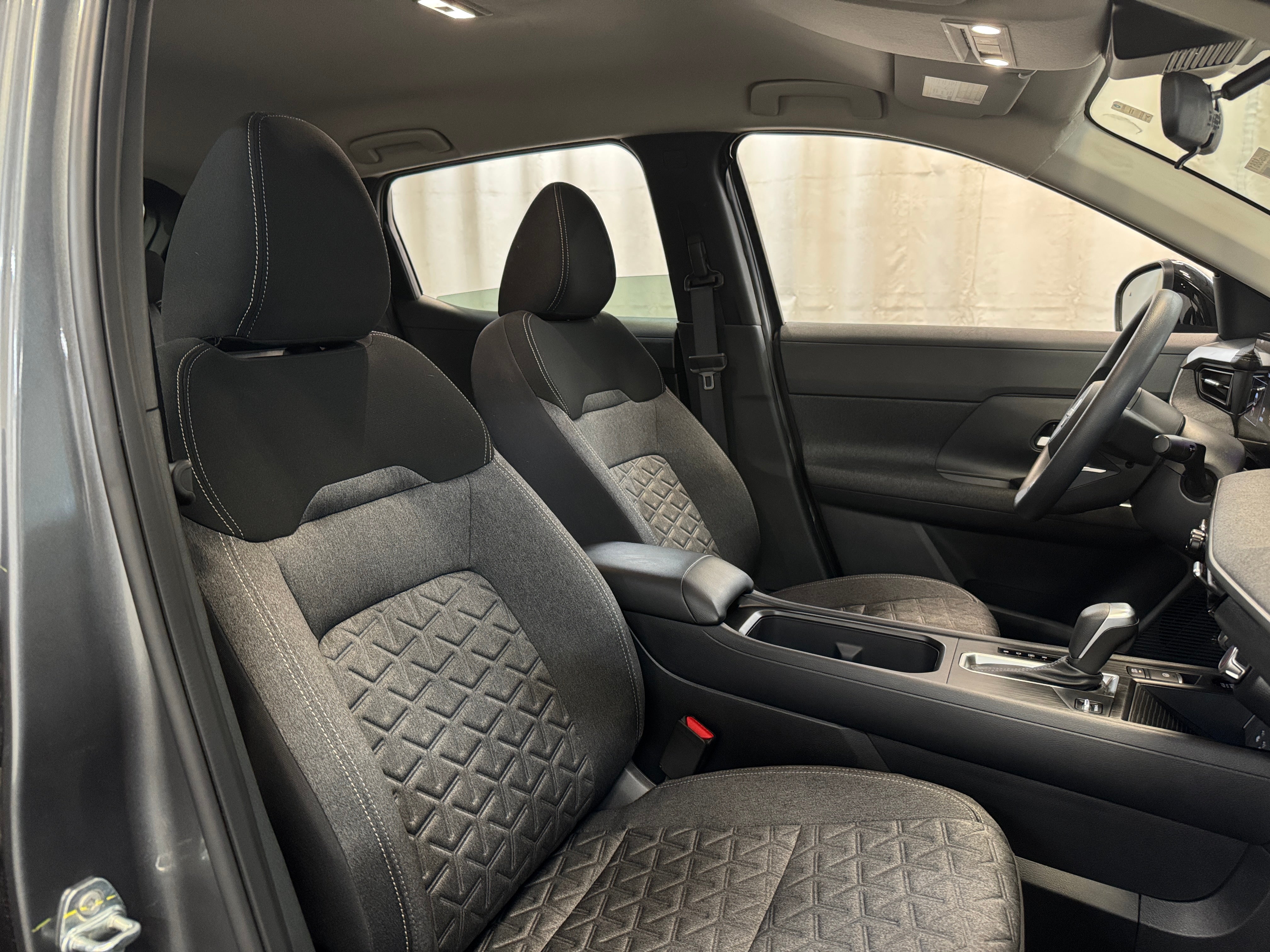 nissan kicks 2025 3N8AP6CA6SL334020 image nissan kicks 2025 3N8AP6CA6SL334020 image