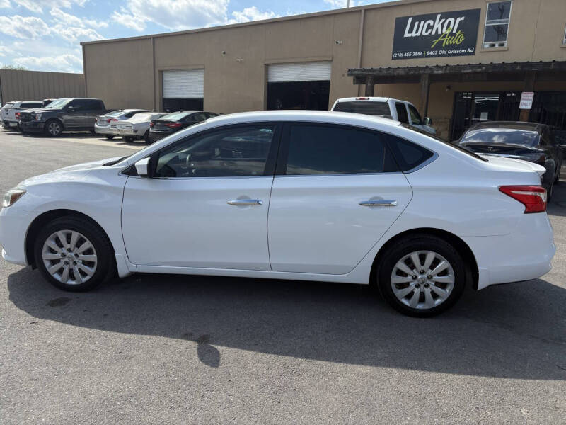 nissan sentra 2016 3N1AB7AP2GY220343 image nissan sentra 2016 3N1AB7AP2GY220343 image