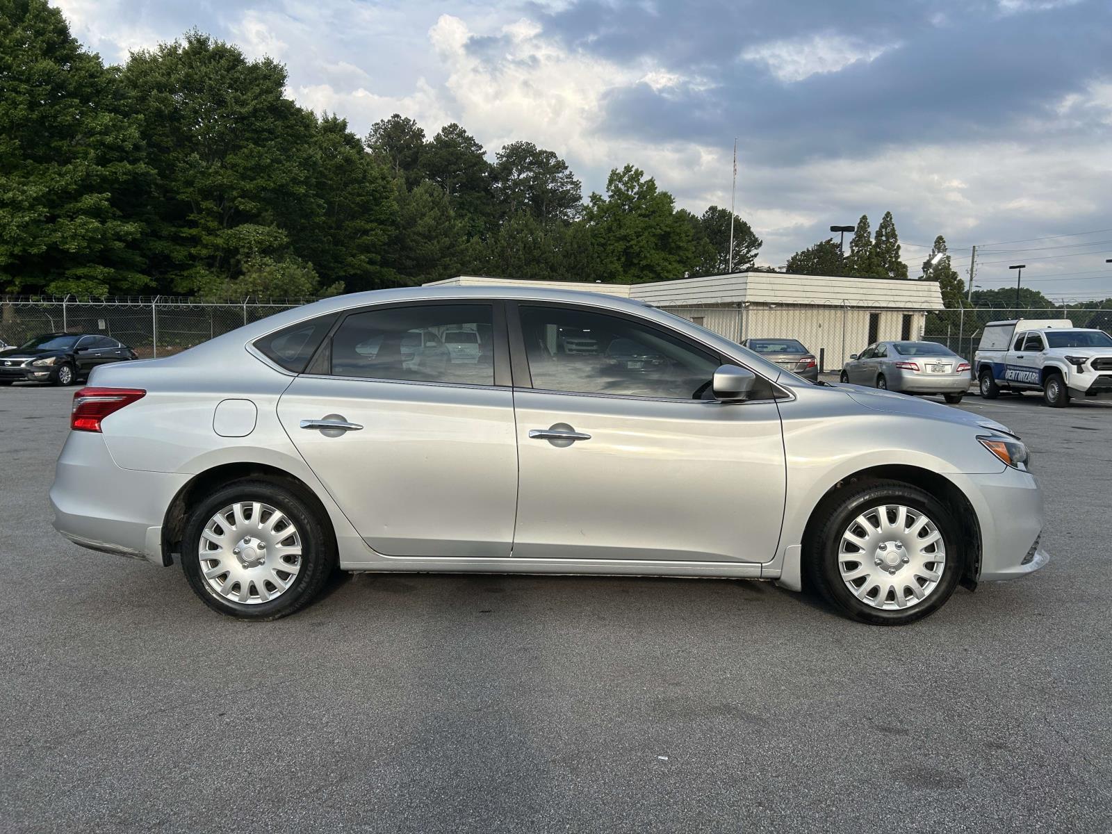 nissan sentra 2016 3N1AB7AP3GY292796 image nissan sentra 2016 3N1AB7AP3GY292796 image