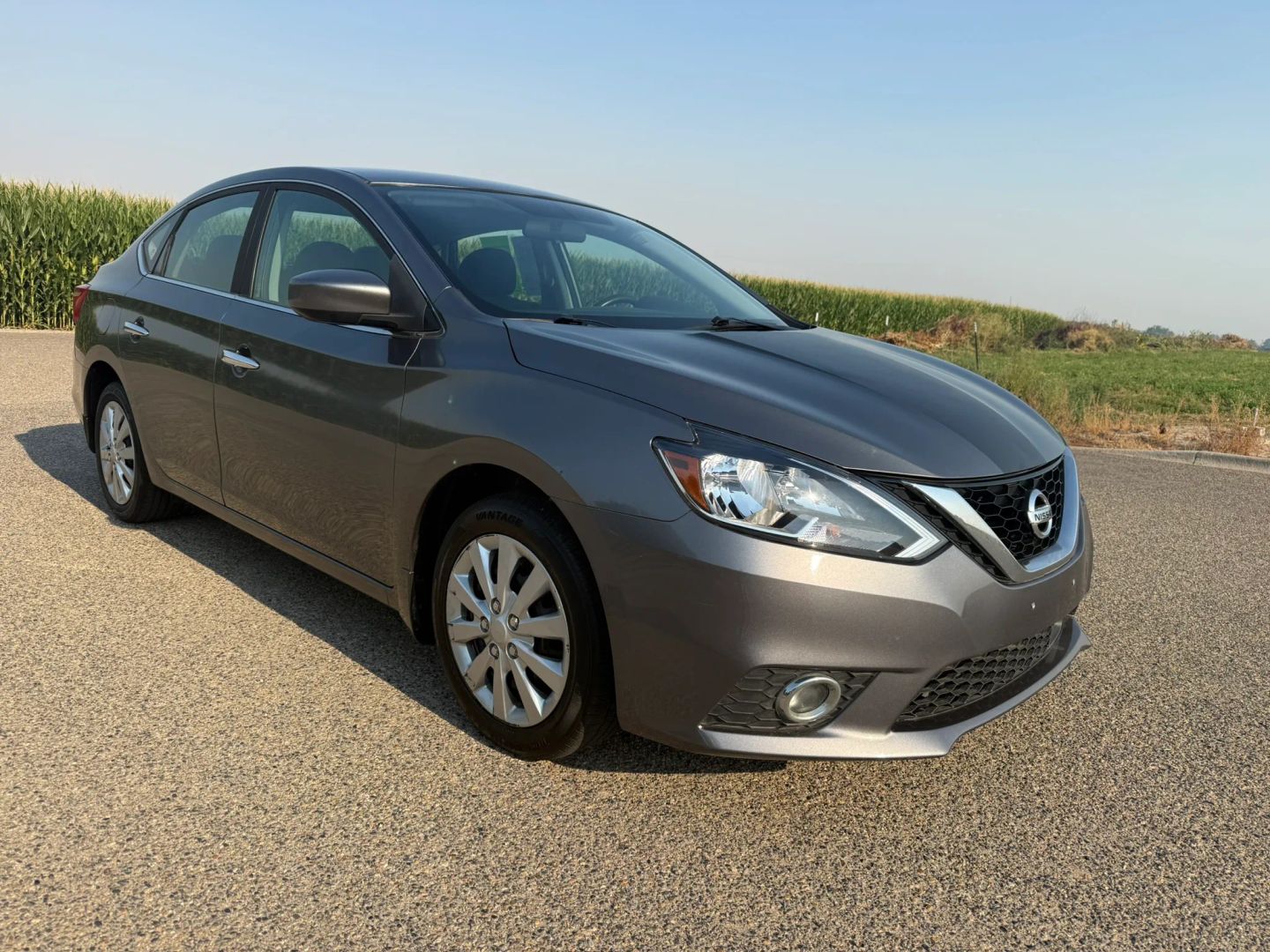nissan sentra 2019 3N1AB7AP2KY420793 image nissan sentra 2019 3N1AB7AP2KY420793 image