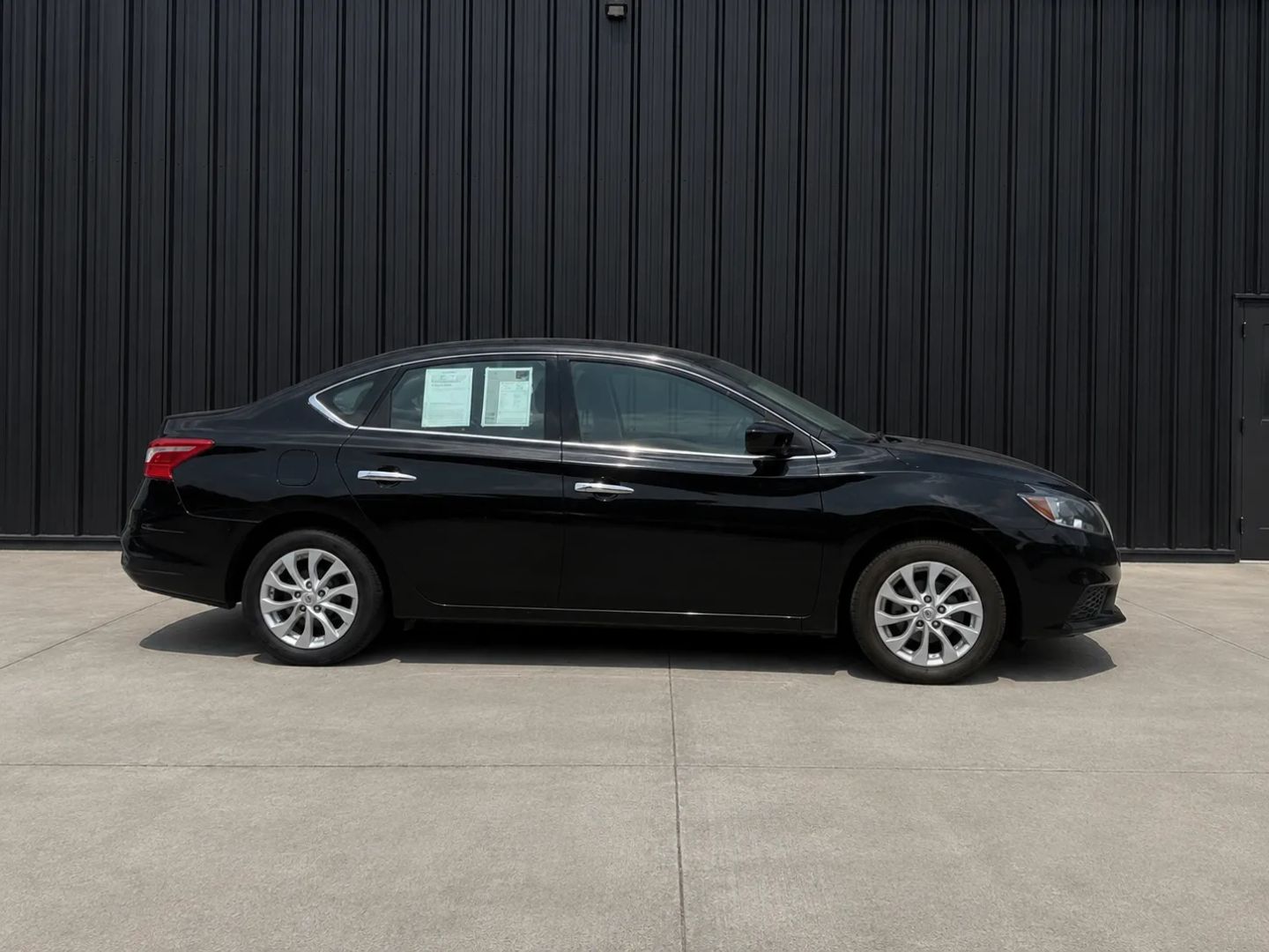 nissan sentra 2019 3N1AB7AP7KY225935 image nissan sentra 2019 3N1AB7AP7KY225935 image