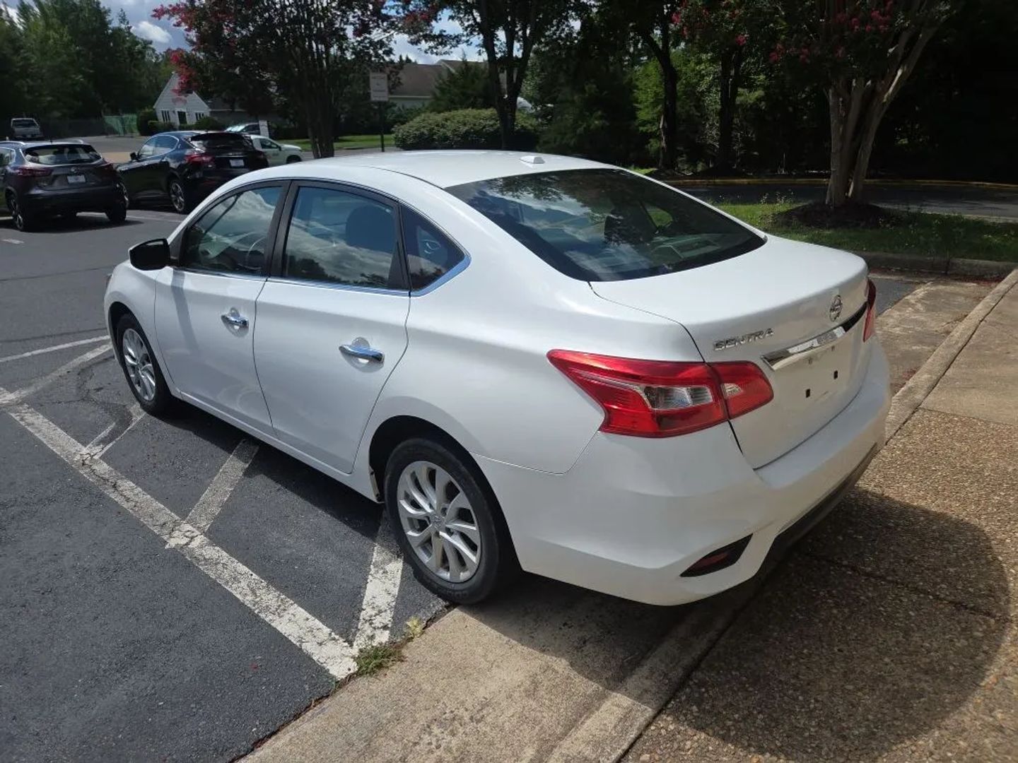 nissan sentra 2019 3N1AB7AP5KY333387 image nissan sentra 2019 3N1AB7AP5KY333387 image