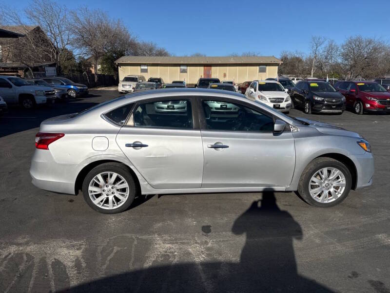 nissan sentra 2018 3N1AB7AP6JY299135 image nissan sentra 2018 3N1AB7AP6JY299135 image