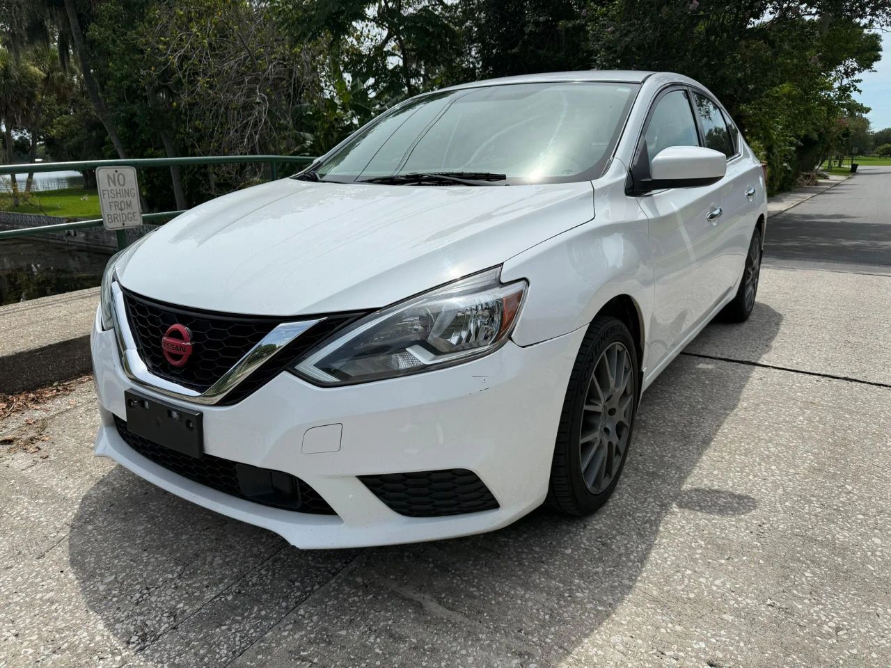 nissan sentra 2018 3N1AB7APXJY229606 image nissan sentra 2018 3N1AB7APXJY229606 image