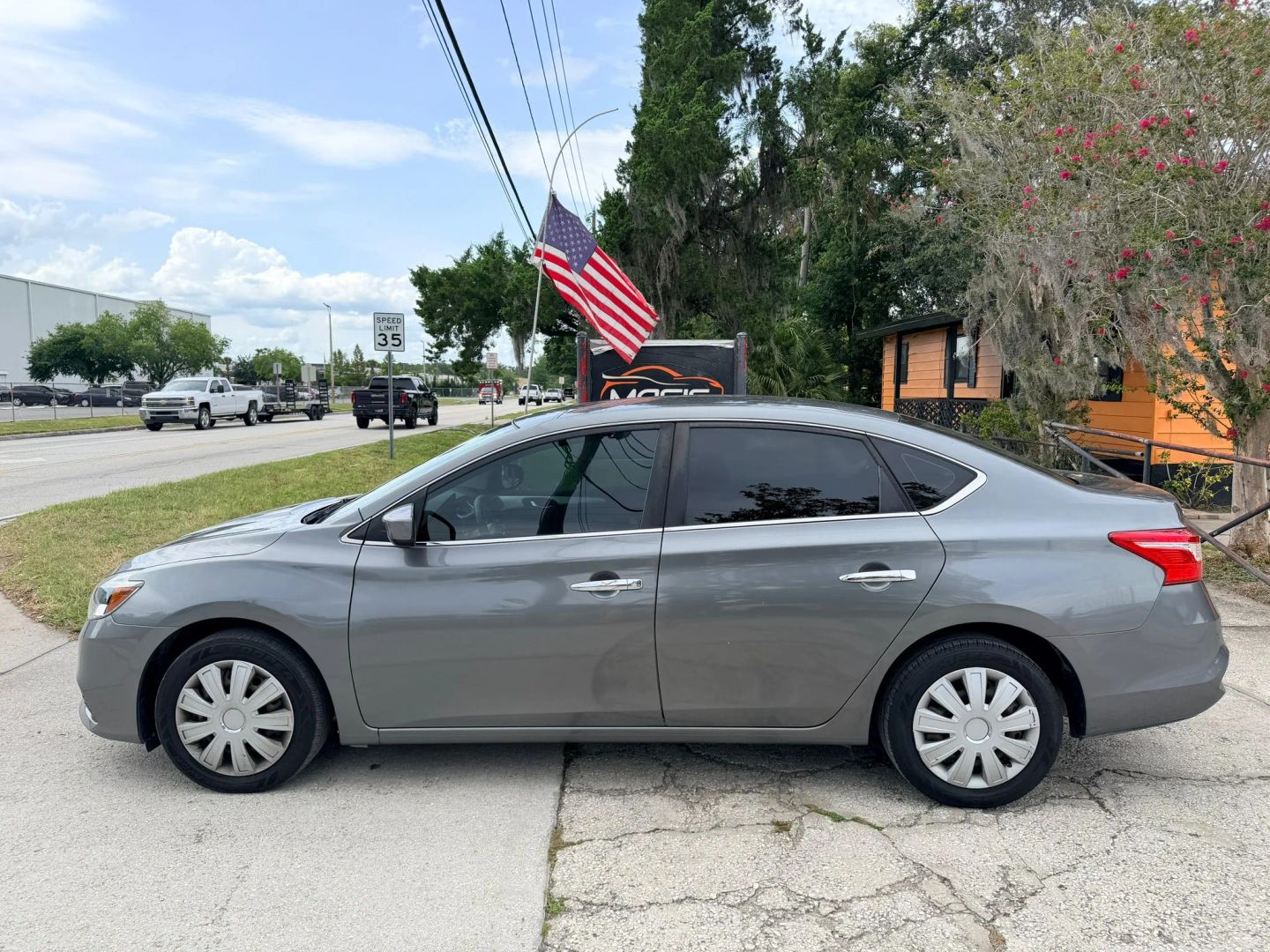 nissan sentra 2018 3N1AB7AP7JY302494 image nissan sentra 2018 3N1AB7AP7JY302494 image