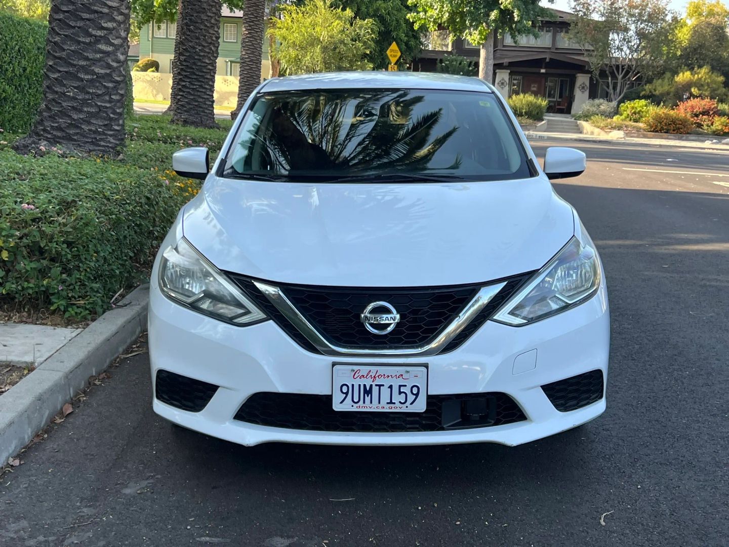 nissan sentra 2018 3N1AB7AP3JY207611 image nissan sentra 2018 3N1AB7AP3JY207611 image
