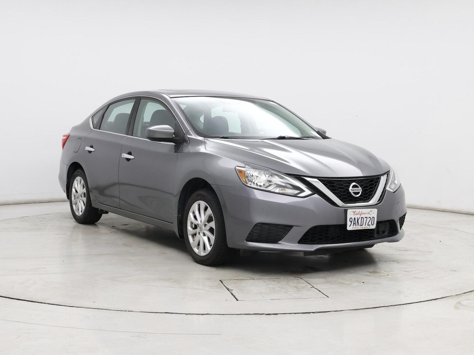nissan sentra 2018 3N1AB7APXJY213261 image nissan sentra 2018 3N1AB7APXJY213261 image