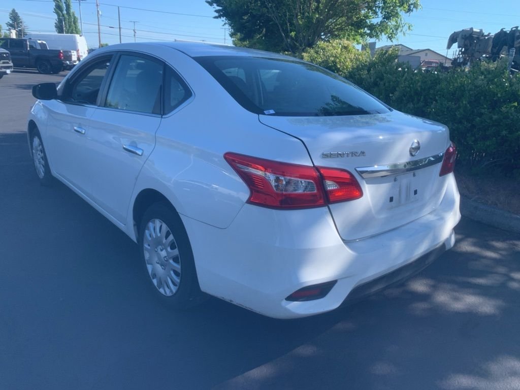 nissan sentra 2018 3N1AB7AP0JY312042 image nissan sentra 2018 3N1AB7AP0JY312042 image