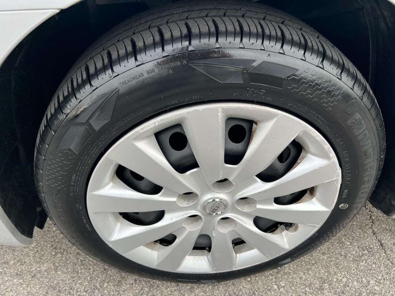 nissan sentra 2018 3N1AB7AP9JY275976 image nissan sentra 2018 3N1AB7AP9JY275976 image