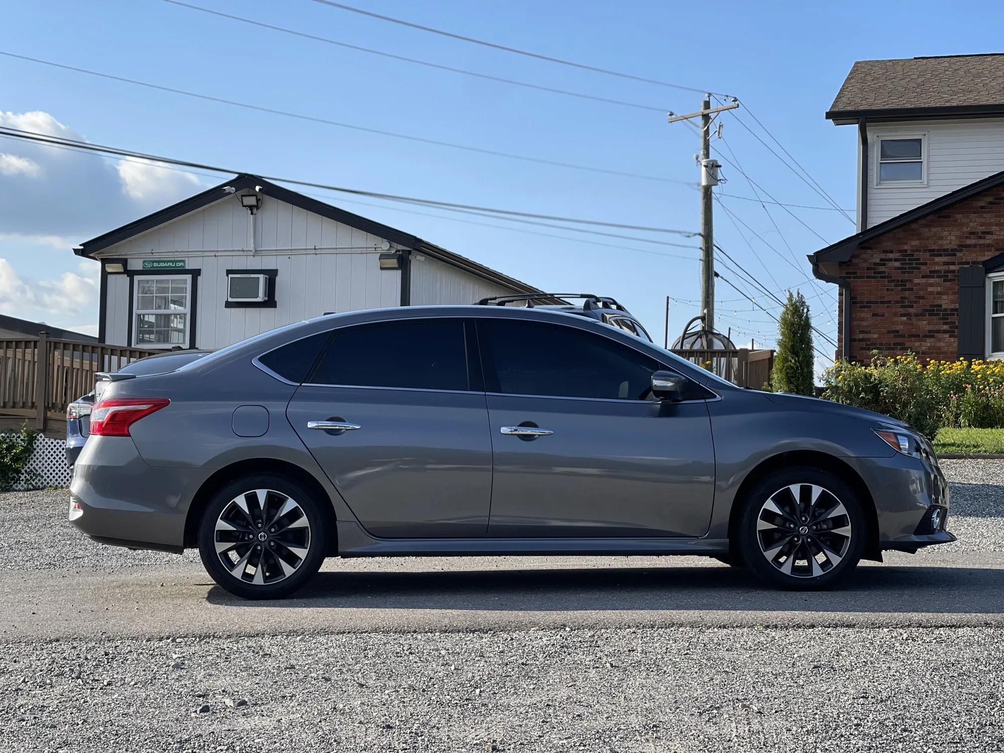 nissan sentra 2018 3N1AB7AP3JY305750 image nissan sentra 2018 3N1AB7AP3JY305750 image