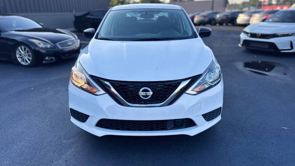 nissan sentra 2018 3N1AB7APXJY333819 image nissan sentra 2018 3N1AB7APXJY333819 image