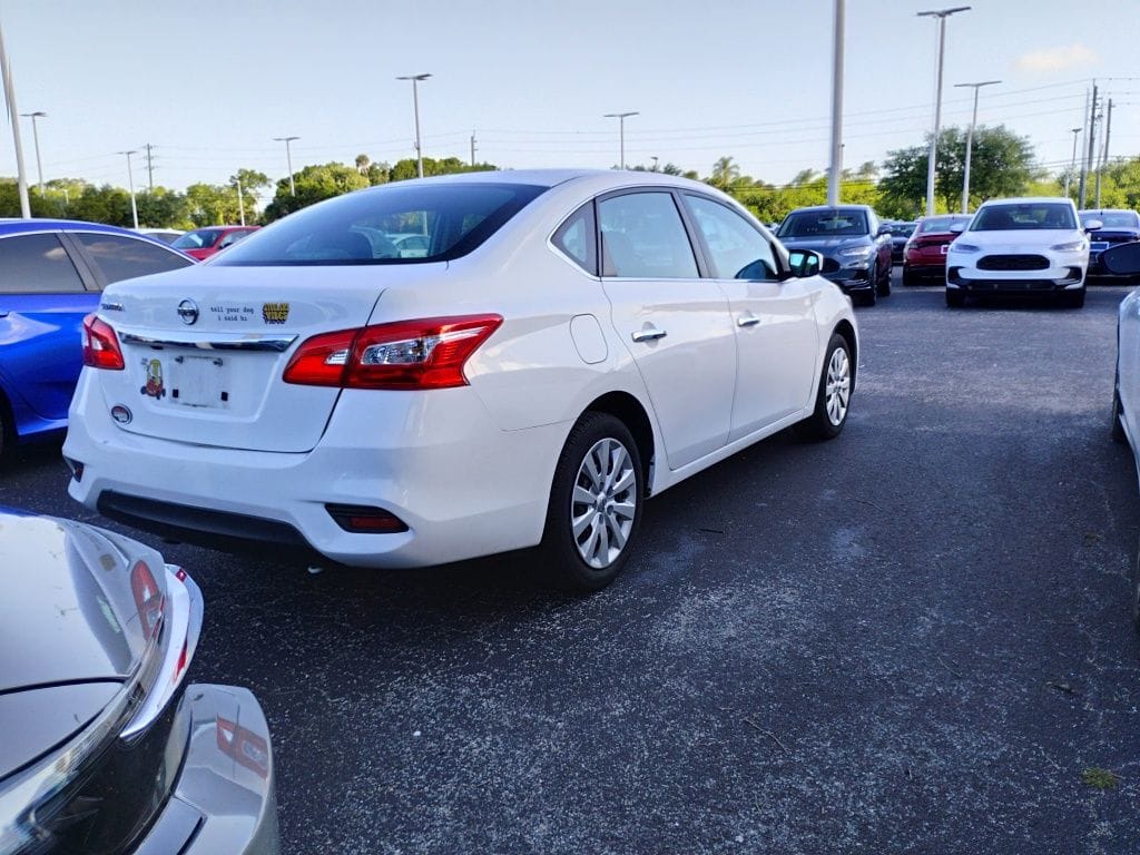 nissan sentra 2018 3N1AB7AP7JY259632 image nissan sentra 2018 3N1AB7AP7JY259632 image