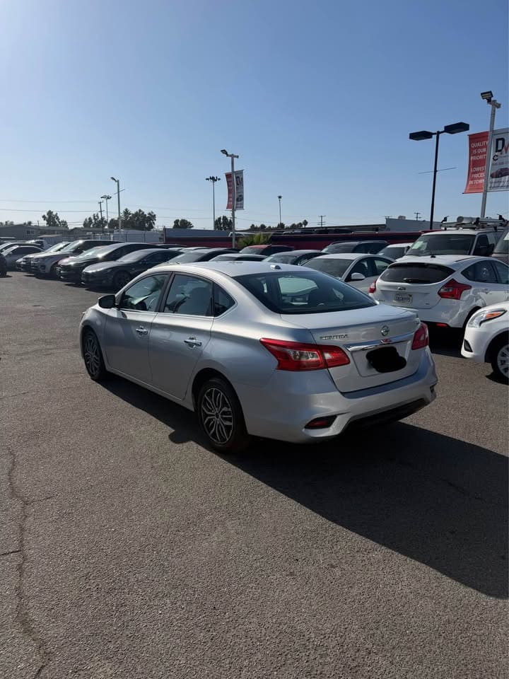 nissan sentra 2017 3N1AB7AP9HY380611 image nissan sentra 2017 3N1AB7AP9HY380611 image