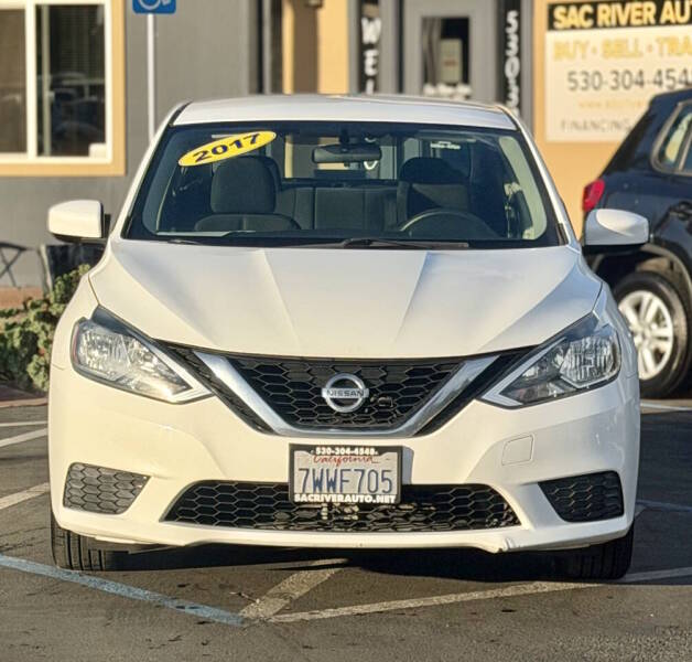 nissan sentra 2017 3N1AB7AP1HY341561 image nissan sentra 2017 3N1AB7AP1HY341561 image