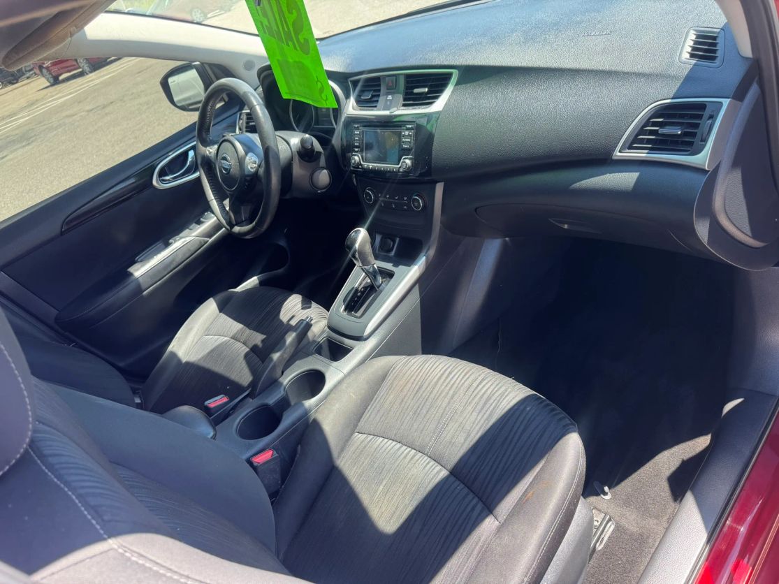 nissan sentra 2017 3N1AB7AP7HY376492 image nissan sentra 2017 3N1AB7AP7HY376492 image