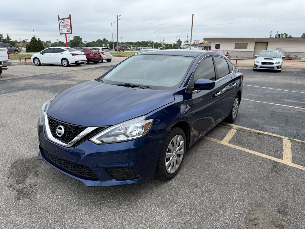 nissan sentra 2017 3N1AB7AP4HY223262 image nissan sentra 2017 3N1AB7AP4HY223262 image