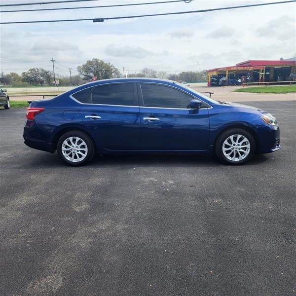 nissan sentra 2017 3N1AB7AP9HY383721 image nissan sentra 2017 3N1AB7AP9HY383721 image