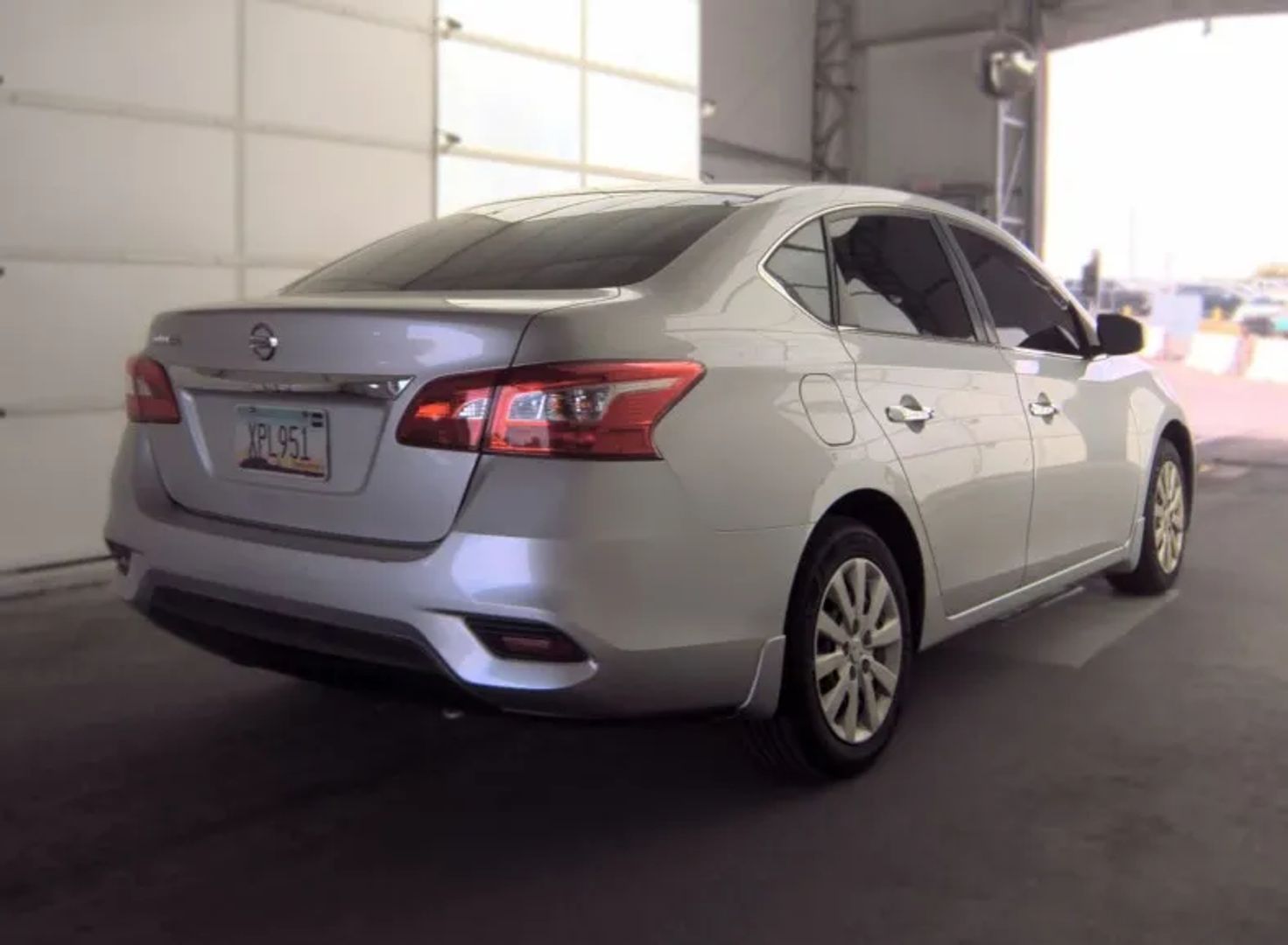 nissan sentra 2017 3N1AB7AP8HY227430 image nissan sentra 2017 3N1AB7AP8HY227430 image