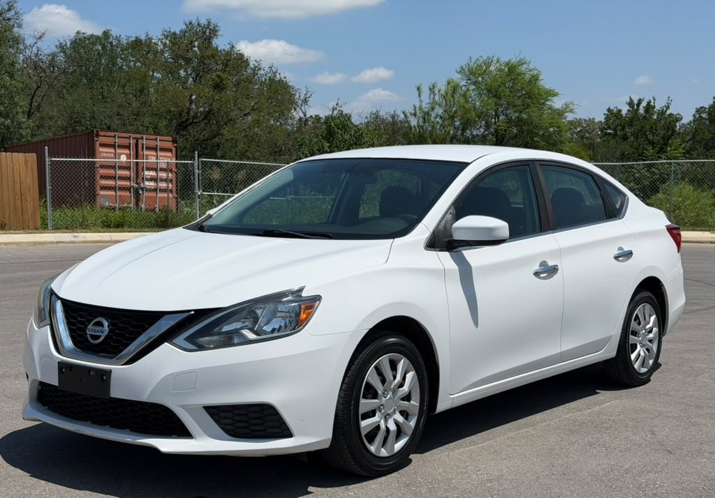 nissan sentra 2017 3N1AB7AP3HY340251 image nissan sentra 2017 3N1AB7AP3HY340251 image