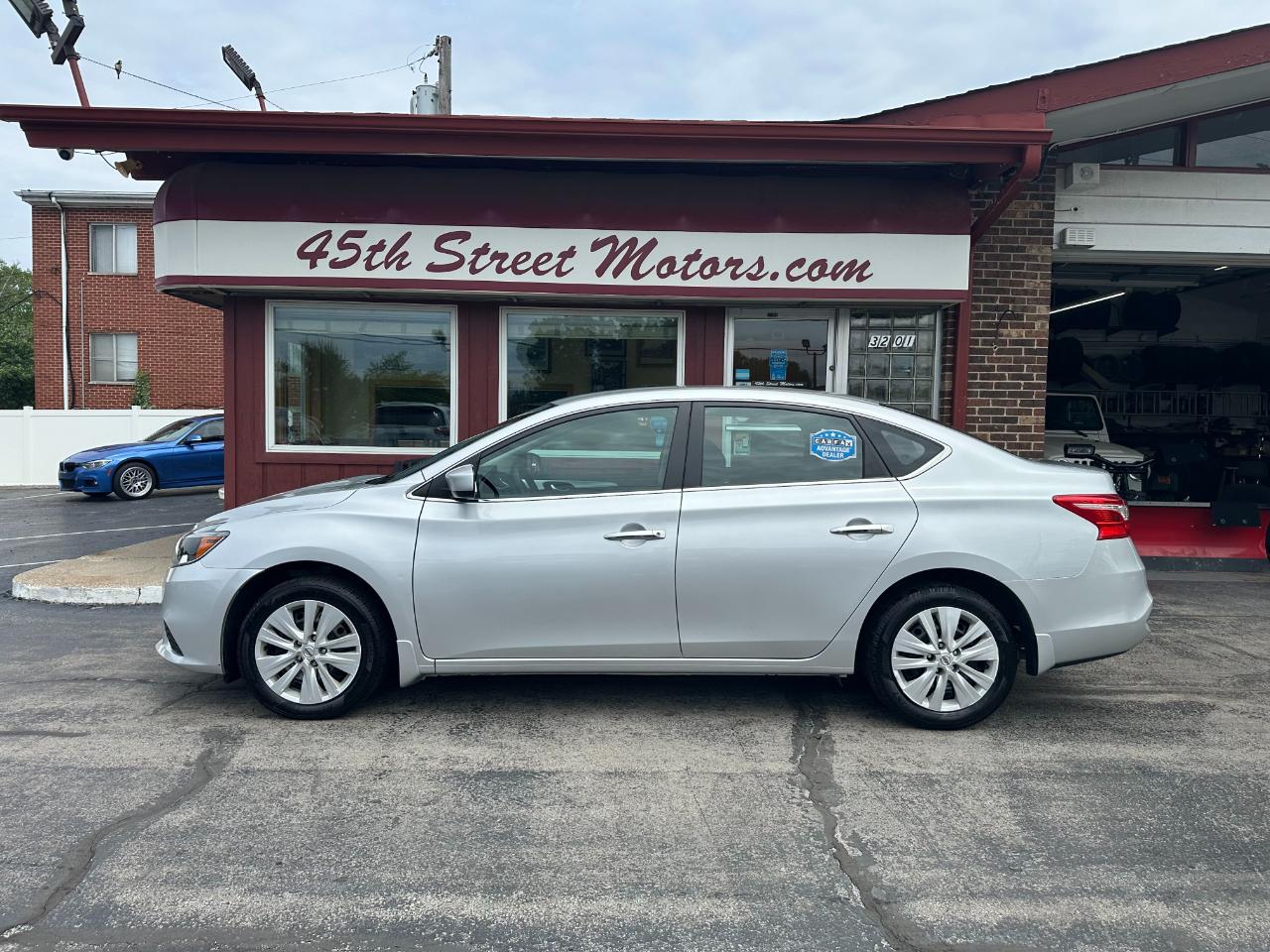 nissan sentra 2017 3N1AB7AP7HY204835 image nissan sentra 2017 3N1AB7AP7HY204835 image