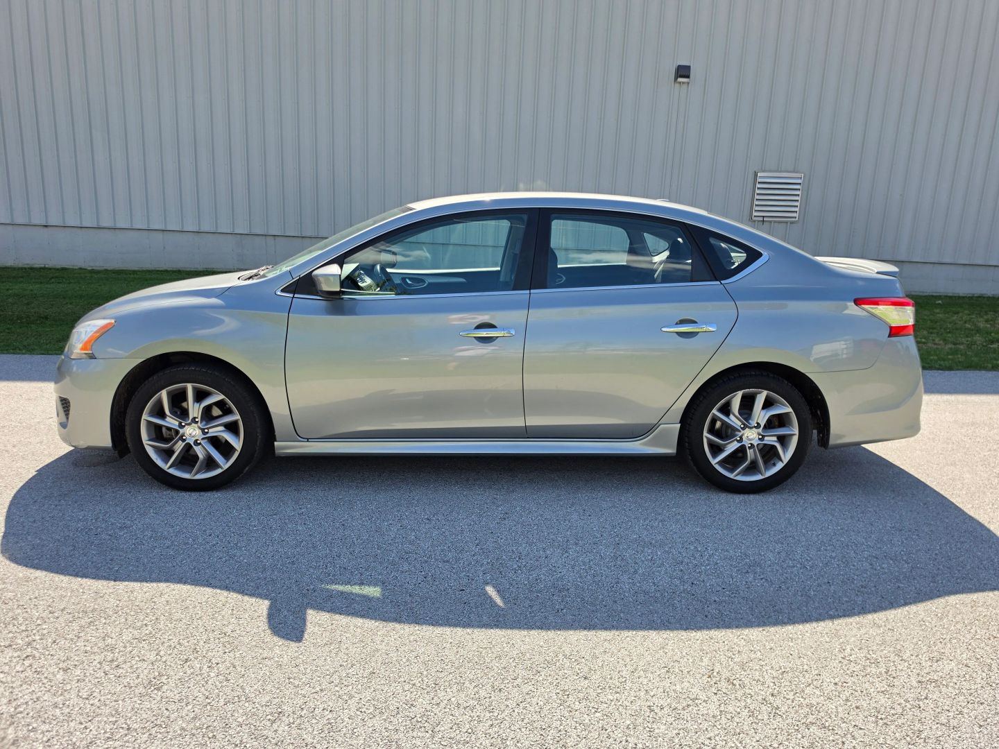 nissan sentra 2013 3N1AB7AP9DL768882 image nissan sentra 2013 3N1AB7AP9DL768882 image