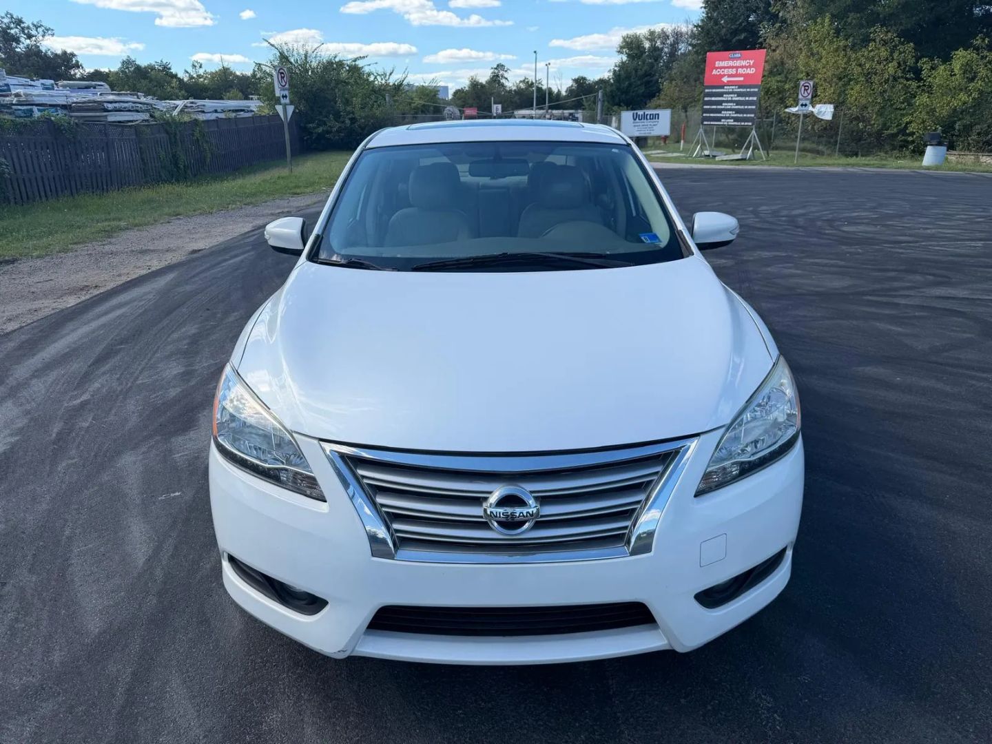 nissan sentra 2014 3N1AB7AP0EY325086 image nissan sentra 2014 3N1AB7AP0EY325086 image