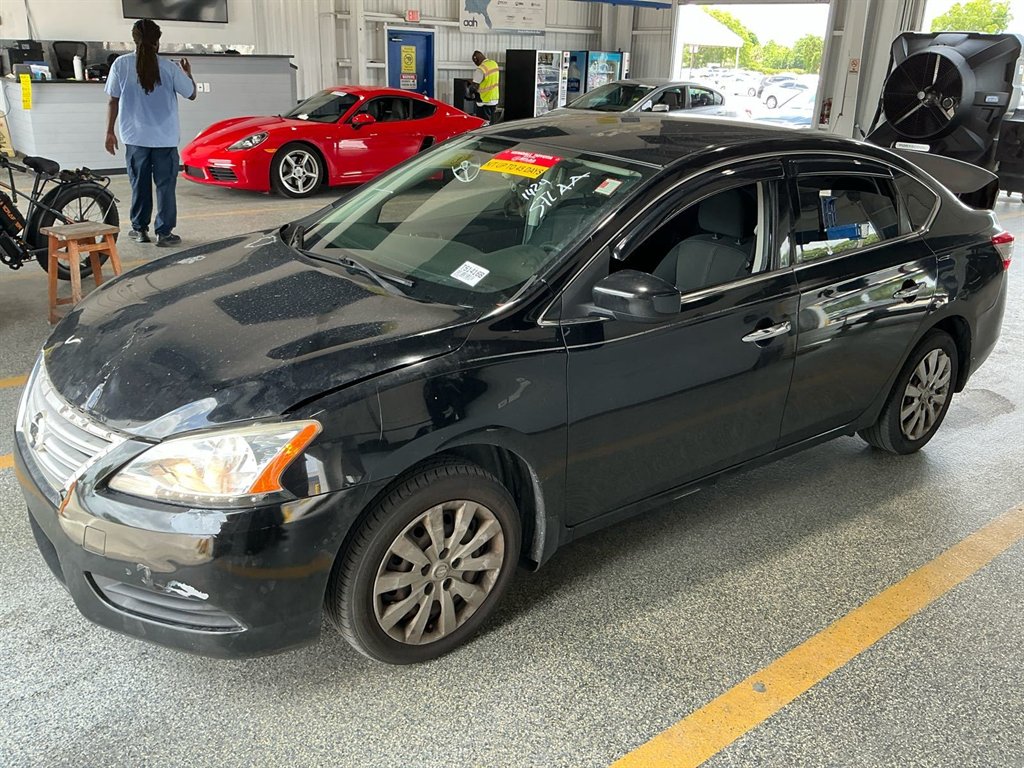 nissan sentra 2015 3N1AB7APXFY270275 image nissan sentra 2015 3N1AB7APXFY270275 image