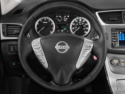 nissan sentra 2015 3N1AB7APXFY326165 image nissan sentra 2015 3N1AB7APXFY326165 image