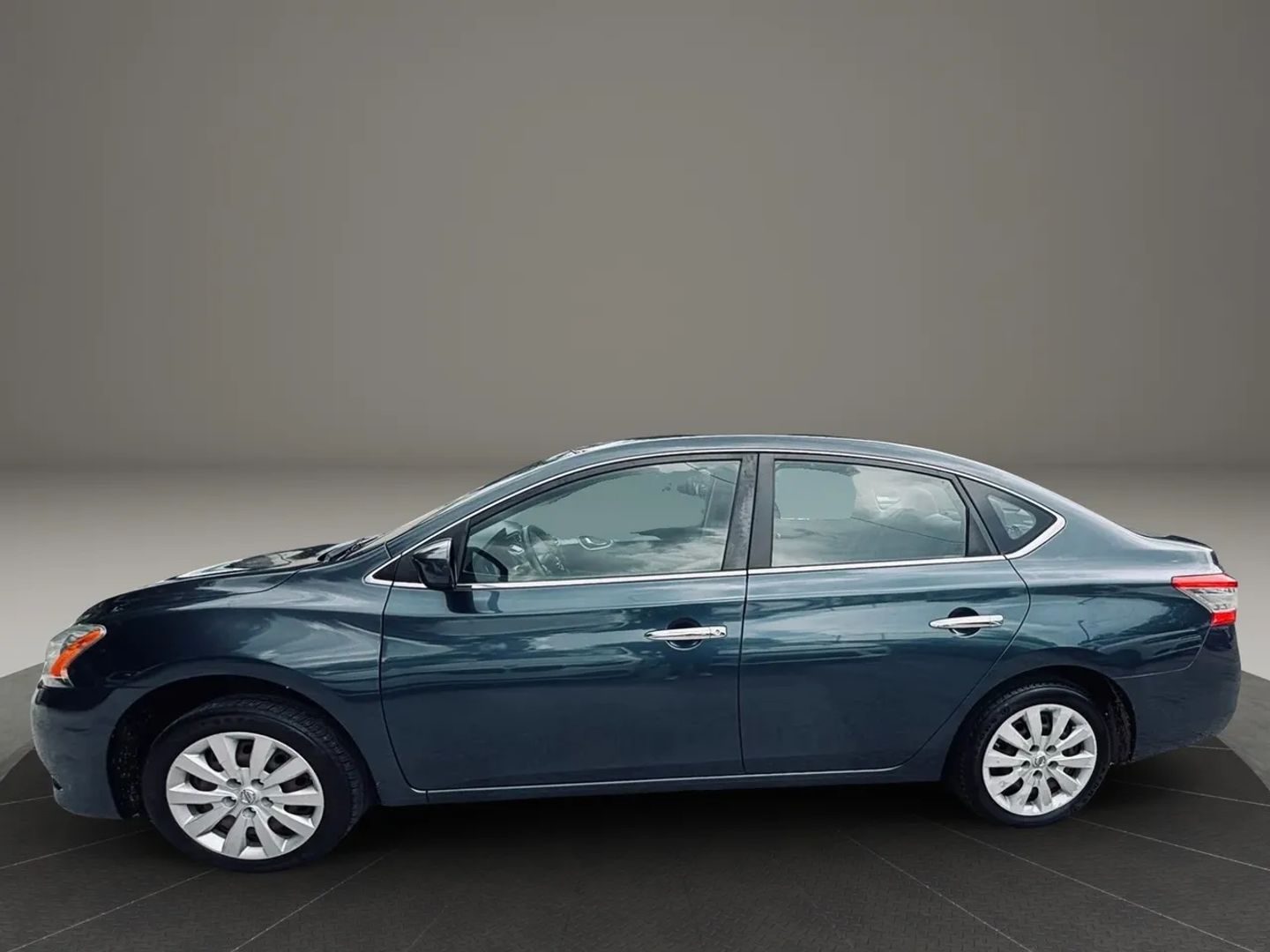nissan sentra 2015 3N1AB7APXFY357206 image nissan sentra 2015 3N1AB7APXFY357206 image