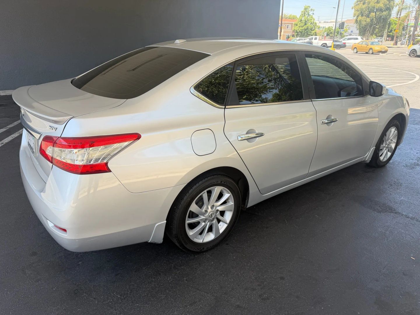 nissan sentra 2015 3N1AB7AP1FY370815 image nissan sentra 2015 3N1AB7AP1FY370815 image