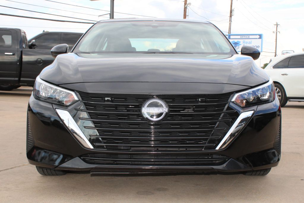 nissan sentra 2025 3N1AB8BV2SY427908 image nissan sentra 2025 3N1AB8BV2SY427908 image